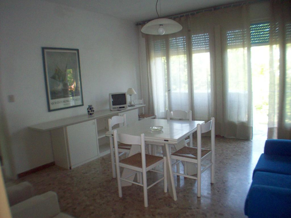 Casa Marialuigia - Appartamenti Solo Per Famiglie Lido di Jesolo Buitenkant foto