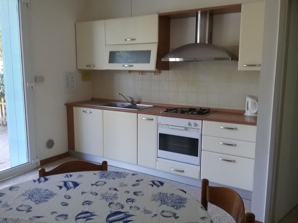 Casa Marialuigia - Appartamenti Solo Per Famiglie Lido di Jesolo Buitenkant foto