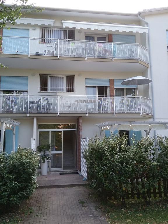 Casa Marialuigia - Appartamenti Solo Per Famiglie Lido di Jesolo Buitenkant foto