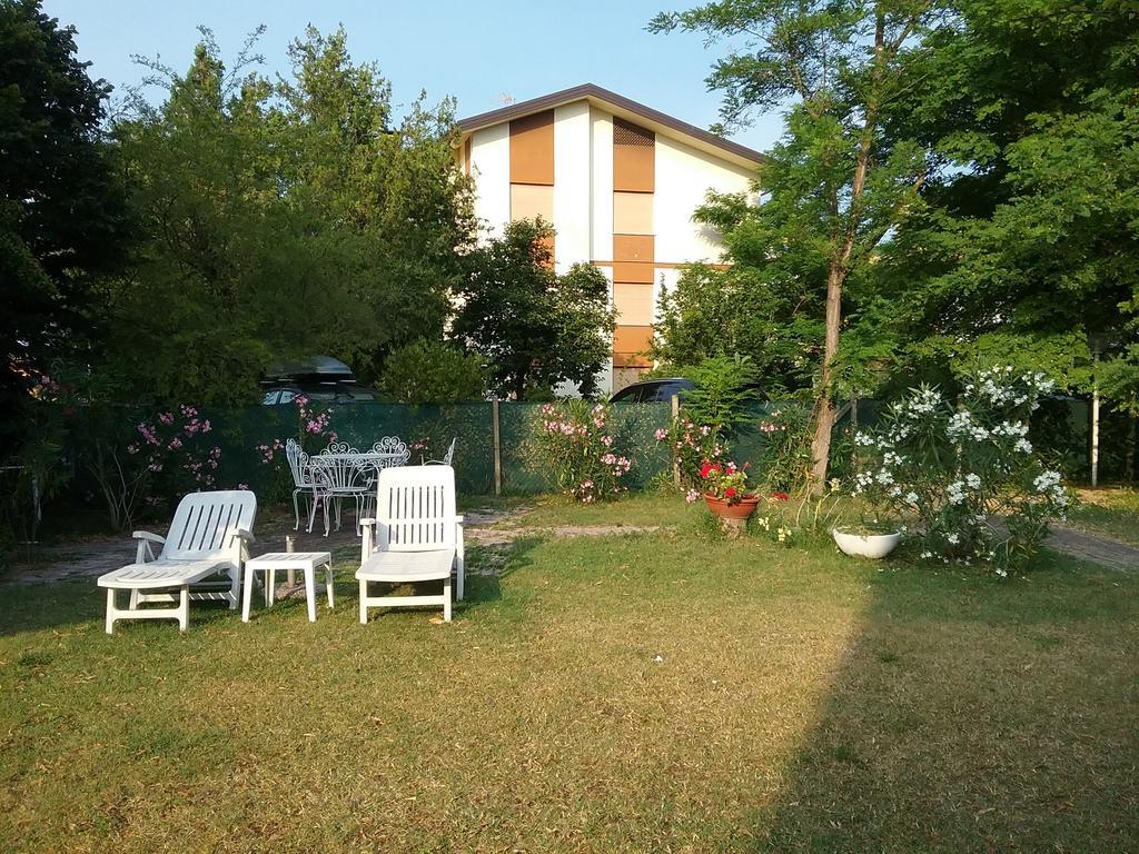 Casa Marialuigia - Appartamenti Solo Per Famiglie Lido di Jesolo Buitenkant foto