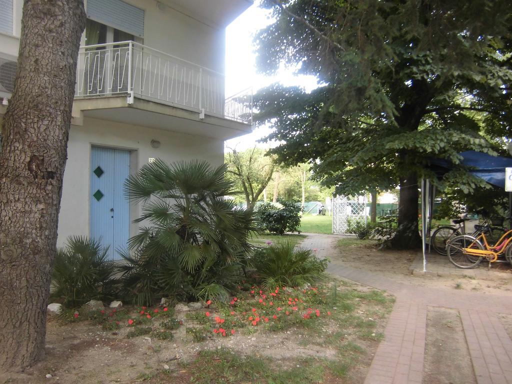 Casa Marialuigia - Appartamenti Solo Per Famiglie Lido di Jesolo Buitenkant foto